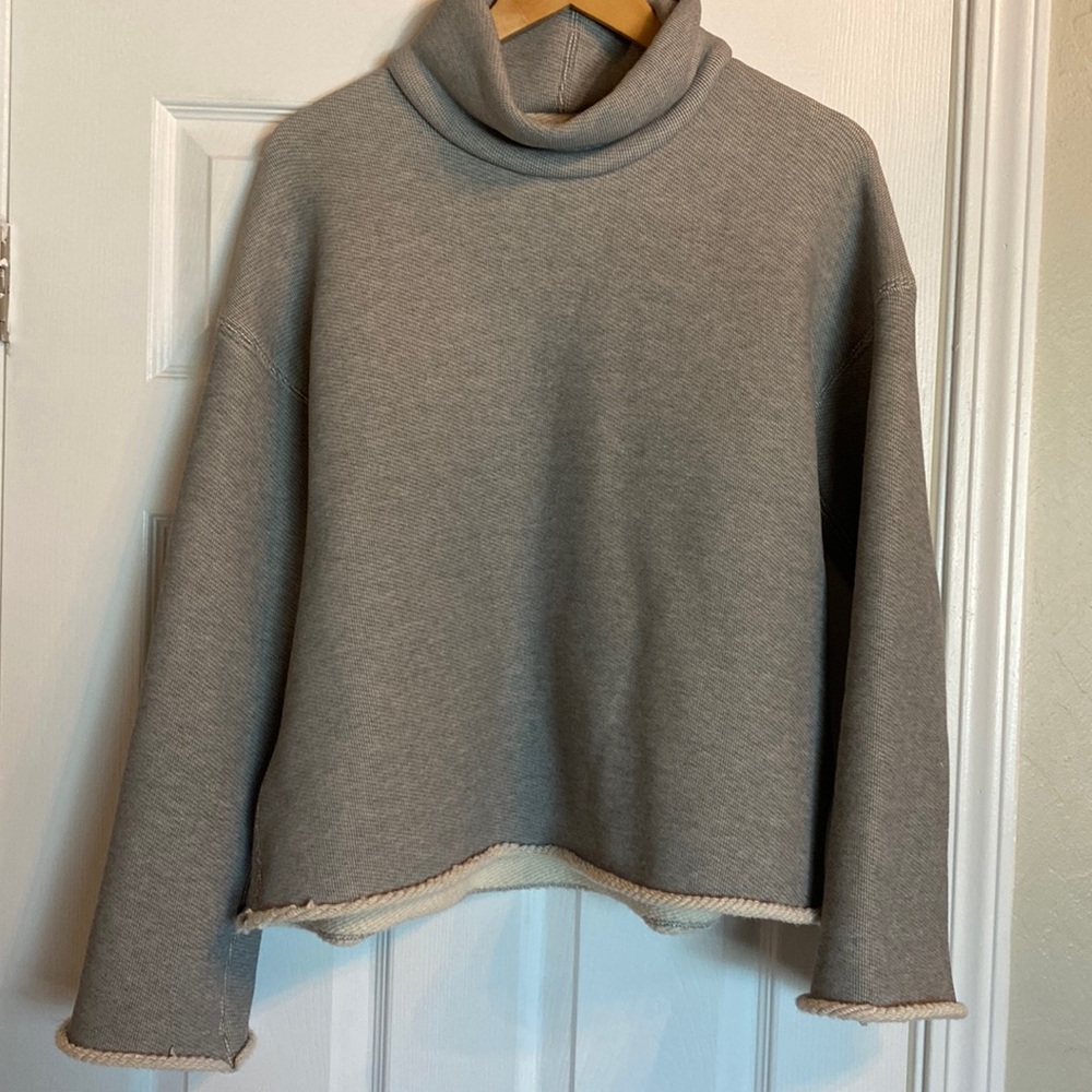 M.M.Lafleur turtleneck sweater. Size S. Good condition